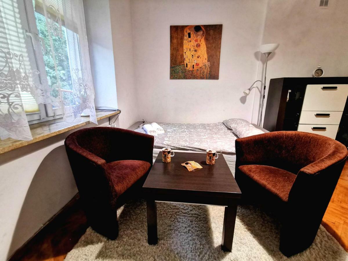 Centrum Gurgacza Apartment *